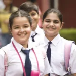 depositphotos_288093390-stock-photo-group-of-schoolboys-and-schoolgirls (1)